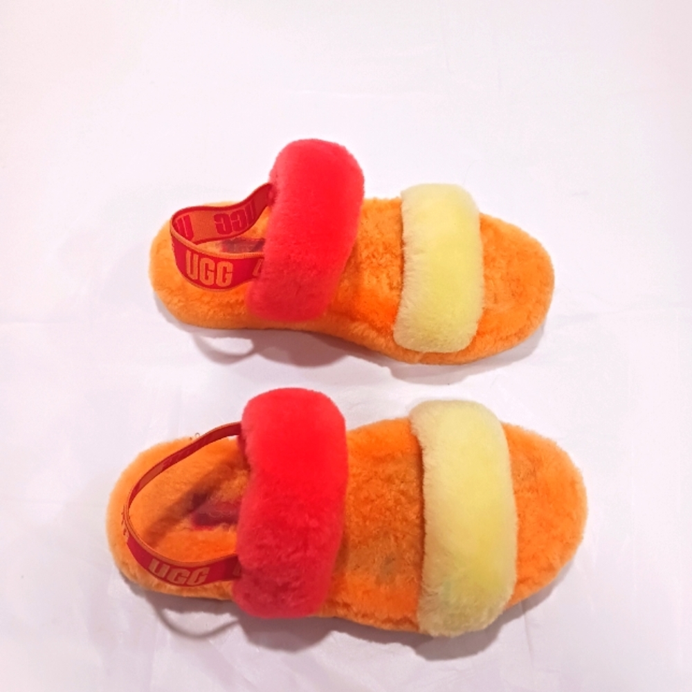Ugg Oh Yeah slides- Kid size 3
